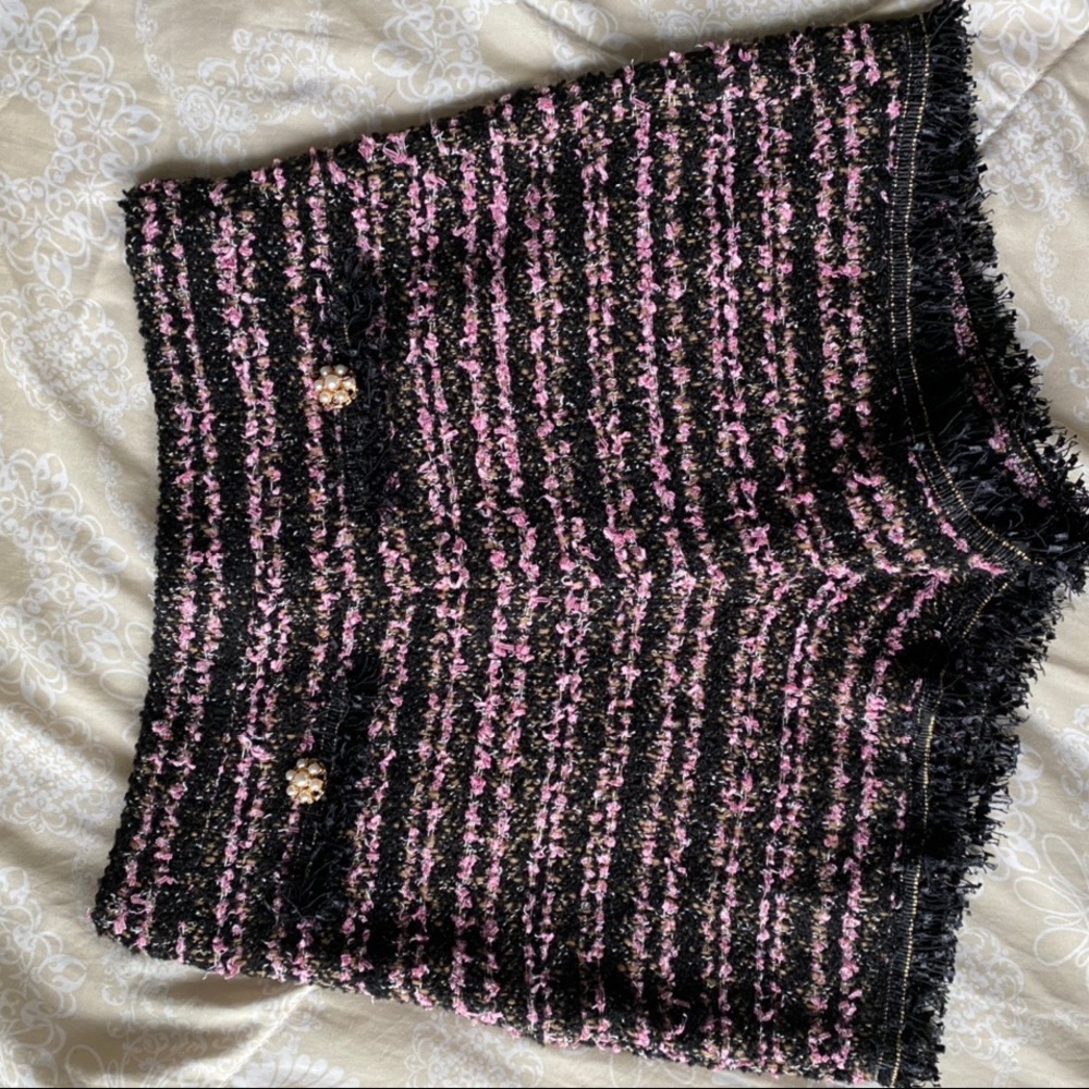 ZARA black and pink tweed shorts